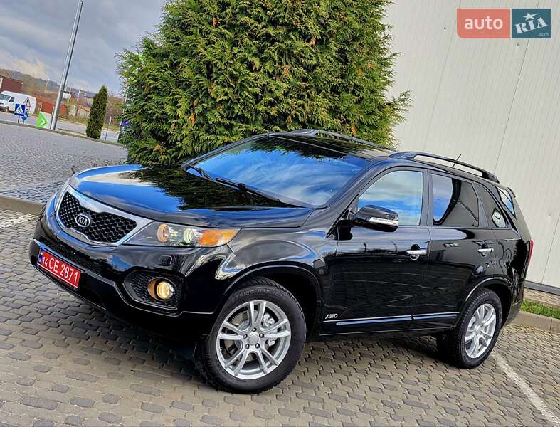 Внедорожник / Кроссовер Kia Sorento 2013 в Ивано-Франковске