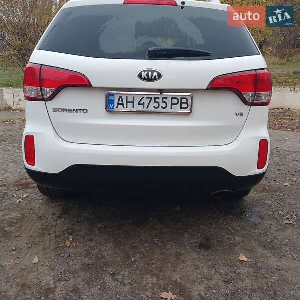 Внедорожник / Кроссовер Kia Sorento 2014 в Славянске