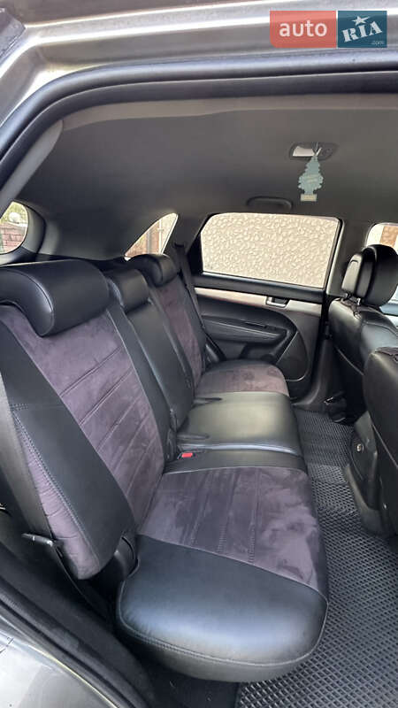 Внедорожник / Кроссовер Kia Sorento 2010 в Богородчанах фото 15 Внедорожник / Кроссовер Kia Sorento 2010 в Богородчанах