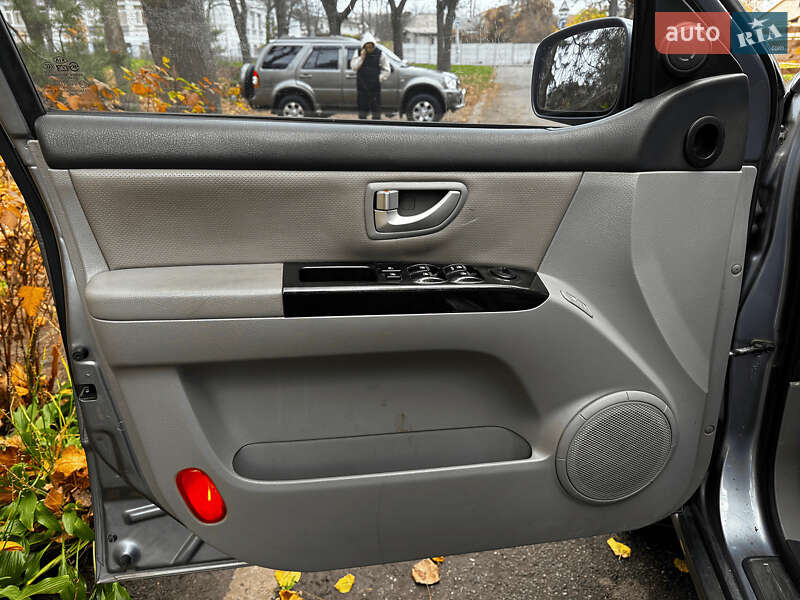 Внедорожник / Кроссовер Kia Sorento 2008 в Киеве