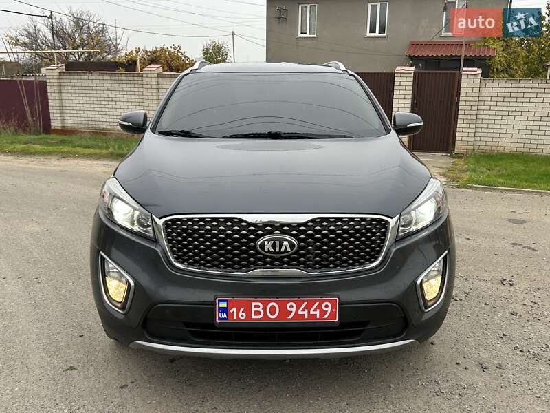Внедорожник / Кроссовер Kia Sorento 2015 в Одессе