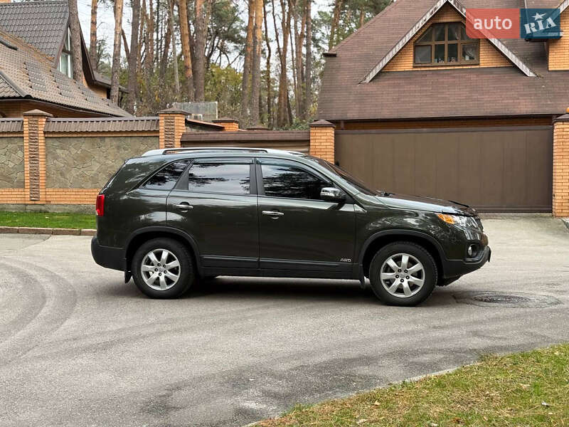 Позашляховик / Кросовер Kia Sorento 2011 в Чернігові