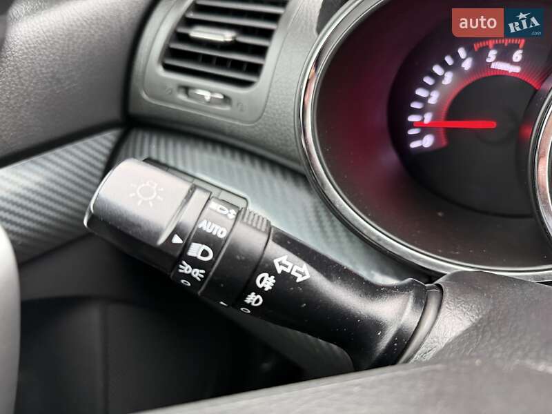 Позашляховик / Кросовер Kia Sorento 2012 в Бродах