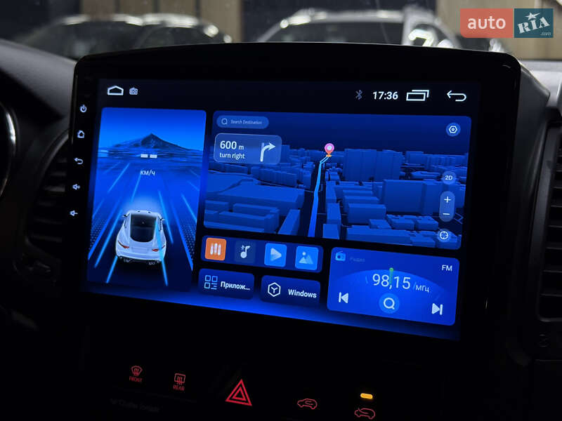 Позашляховик / Кросовер Kia Sorento 2011 в Миколаєві