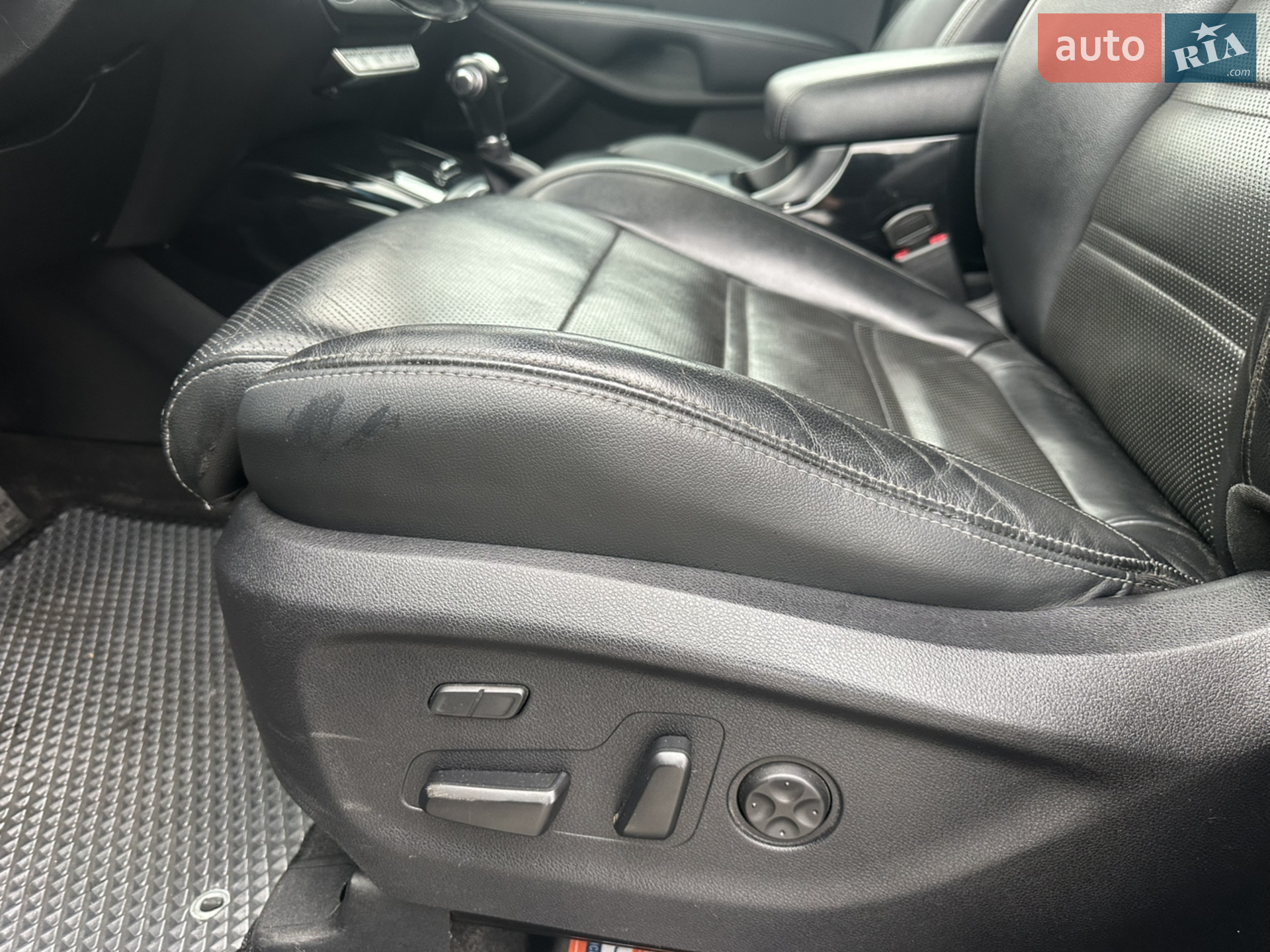 2015 Kia Sorento - мініатюра 32