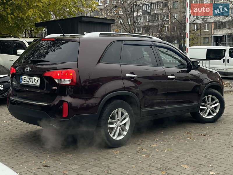 Позашляховик / Кросовер Kia Sorento 2013 в Дніпрі