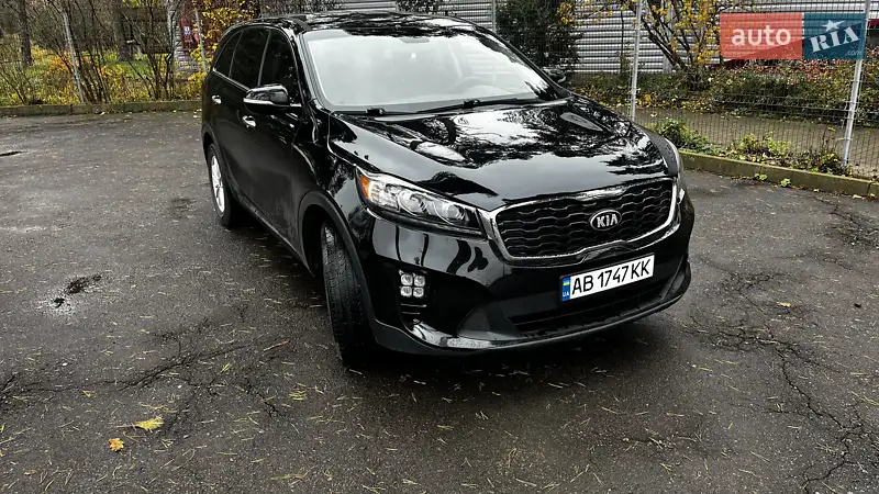 Kia Sorento 2018 VIN 5XYPG4A59KG472593 фото оголошення 8 з 79