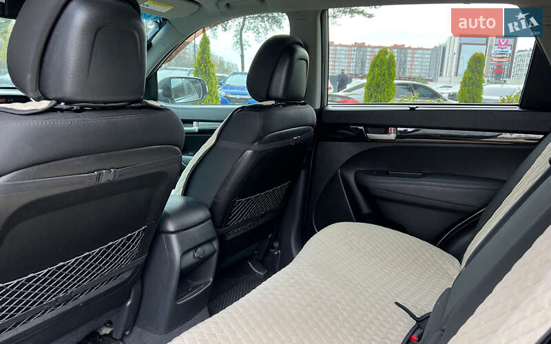 Внедорожник / Кроссовер Kia Sorento 2014 в Львове фото 20 Внедорожник / Кроссовер Kia Sorento 2014 в Львове