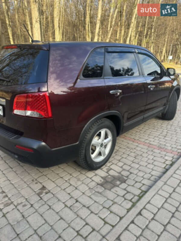 Внедорожник / Кроссовер Kia Sorento 2011 в Львове фото 5 Внедорожник / Кроссовер Kia Sorento 2011 в Львове