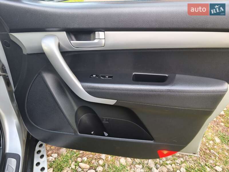 Внедорожник / Кроссовер Kia Sorento 2010 в Коломые фото 42 Внедорожник / Кроссовер Kia Sorento 2010 в Коломые