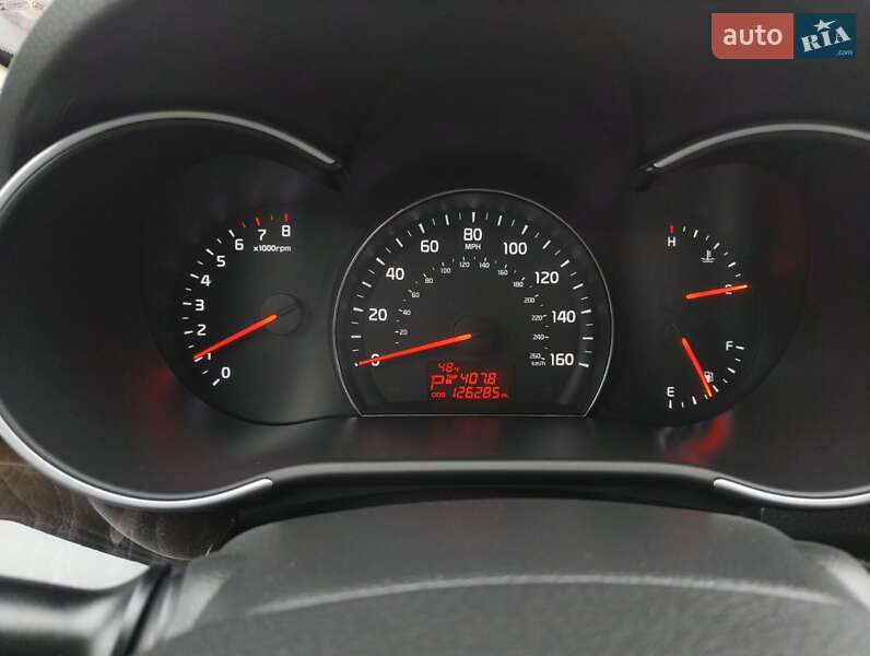 Внедорожник / Кроссовер Kia Sorento 2013 в Киеве