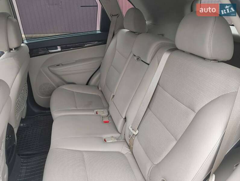 Внедорожник / Кроссовер Kia Sorento 2013 в Киеве