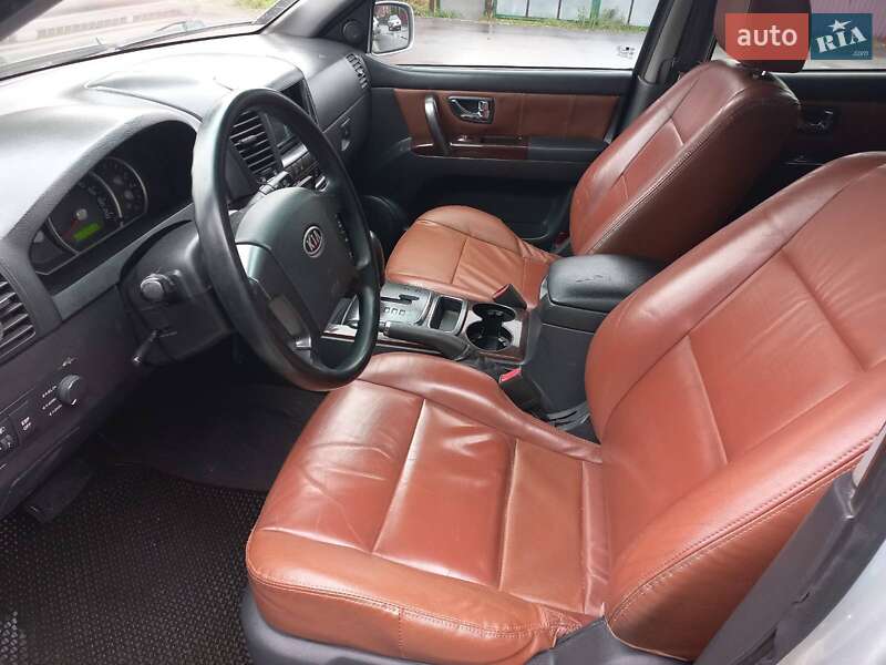 Позашляховик / Кросовер Kia Sorento 2007 в Тячеві