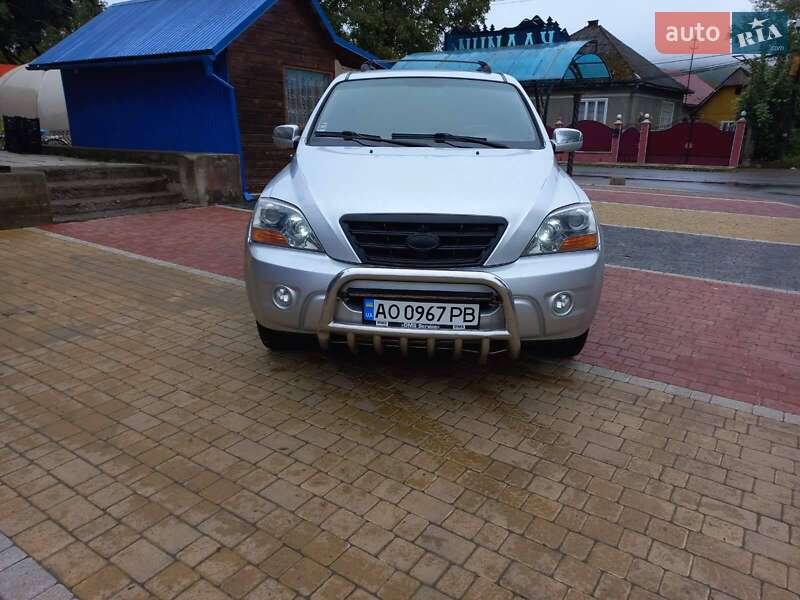 Позашляховик / Кросовер Kia Sorento 2007 в Тячеві