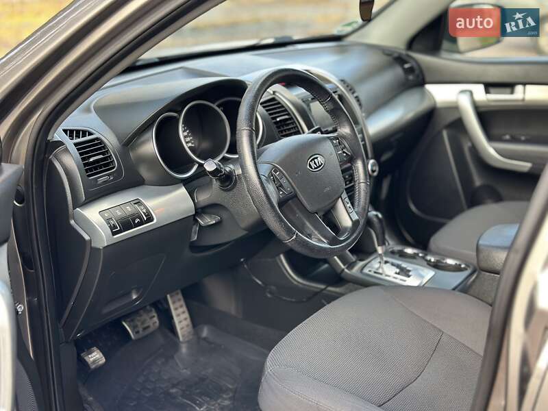 Внедорожник / Кроссовер Kia Sorento 2010 в Полтаве фото 10 Внедорожник / Кроссовер Kia Sorento 2010 в Полтаве