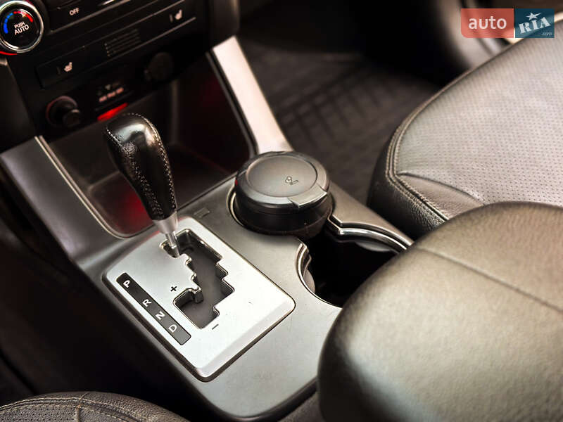 Позашляховик / Кросовер Kia Sorento 2011 в Хмельницькому