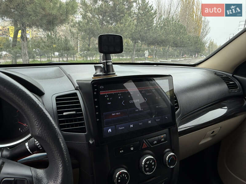 Внедорожник / Кроссовер Kia Sorento 2010 в Одессе фото 18 Внедорожник / Кроссовер Kia Sorento 2010 в Одессе