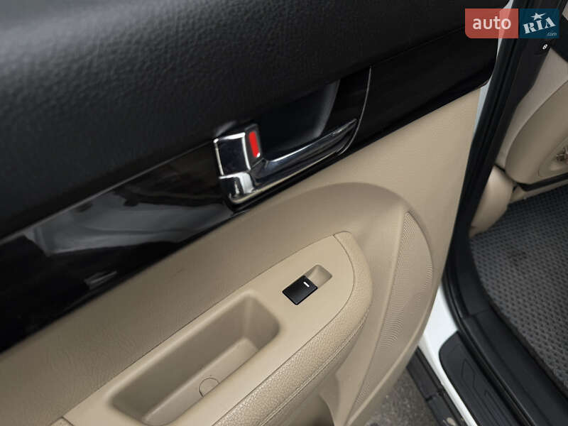 Внедорожник / Кроссовер Kia Sorento 2010 в Одессе фото 25 Внедорожник / Кроссовер Kia Sorento 2010 в Одессе