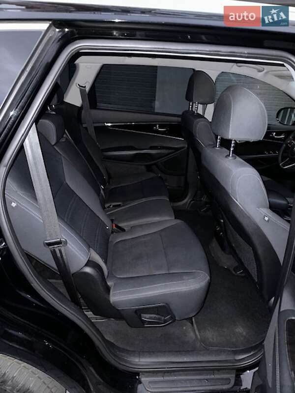 Внедорожник / Кроссовер Kia Sorento 2017 в Виннице