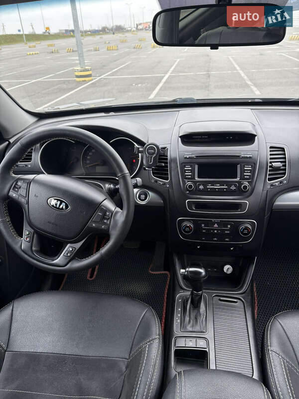 Позашляховик / Кросовер Kia Sorento 2013 в Львові фото 16 Позашляховик / Кросовер Kia Sorento 2013 в Львові
