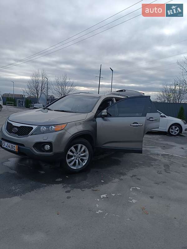 Позашляховик / Кросовер Kia Sorento 2011 в Вінниці