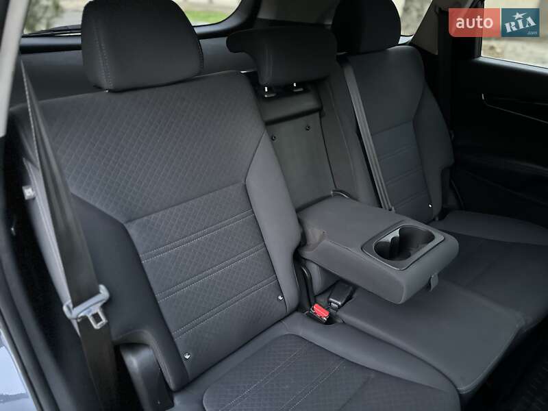 Позашляховик / Кросовер Kia Sorento 2017 в Одесі фото 44 Позашляховик / Кросовер Kia Sorento 2017 в Одесі