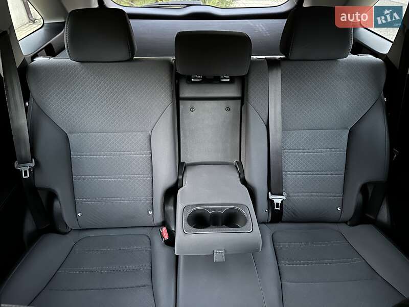 Позашляховик / Кросовер Kia Sorento 2017 в Одесі фото 47 Позашляховик / Кросовер Kia Sorento 2017 в Одесі