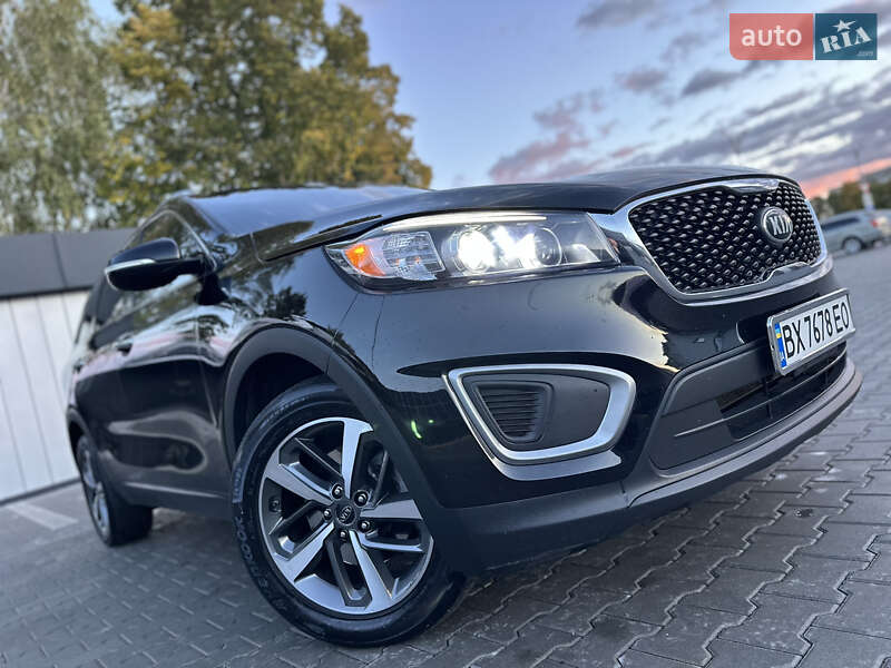 Внедорожник / Кроссовер Kia Sorento 2015 в Владимире фото 47 Внедорожник / Кроссовер Kia Sorento 2015 в Владимире