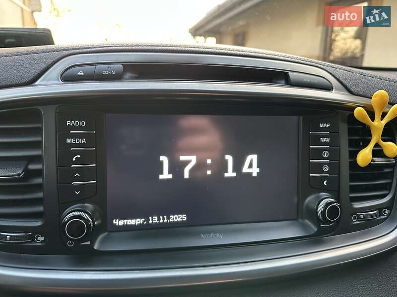 Внедорожник / Кроссовер Kia Sorento 2015 в Хмельницком