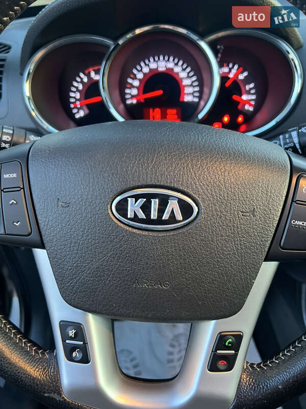 Позашляховик / Кросовер Kia Sorento 2012 в Луцьку