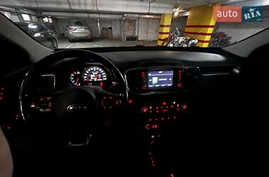 Позашляховик / Кросовер Kia Sorento 2016 в Києві