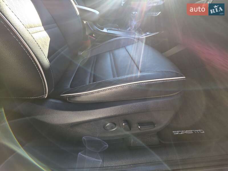 Позашляховик / Кросовер Kia Sorento 2020 в Івано-Франківську