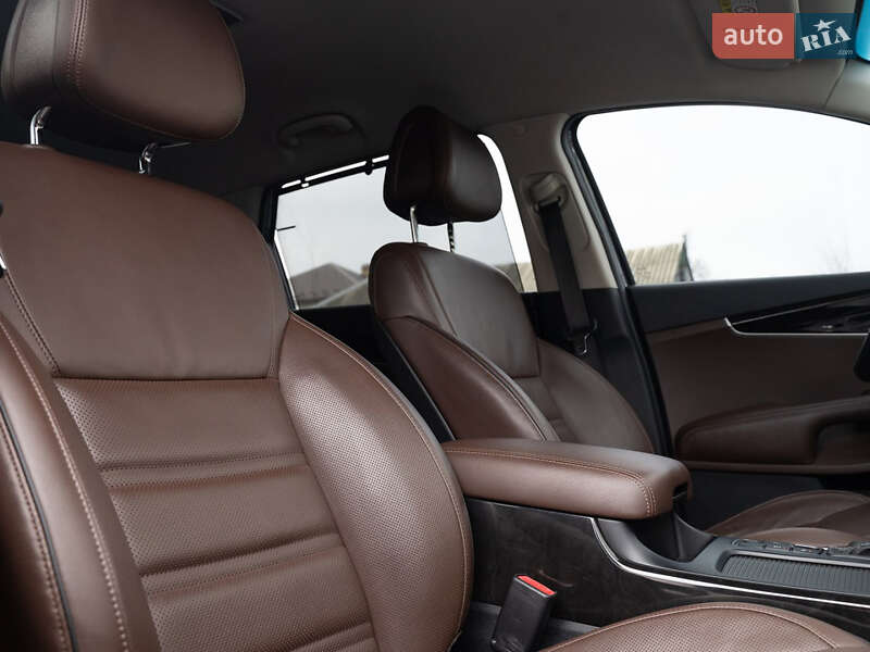 Внедорожник / Кроссовер Kia Sorento 2015 в Одессе