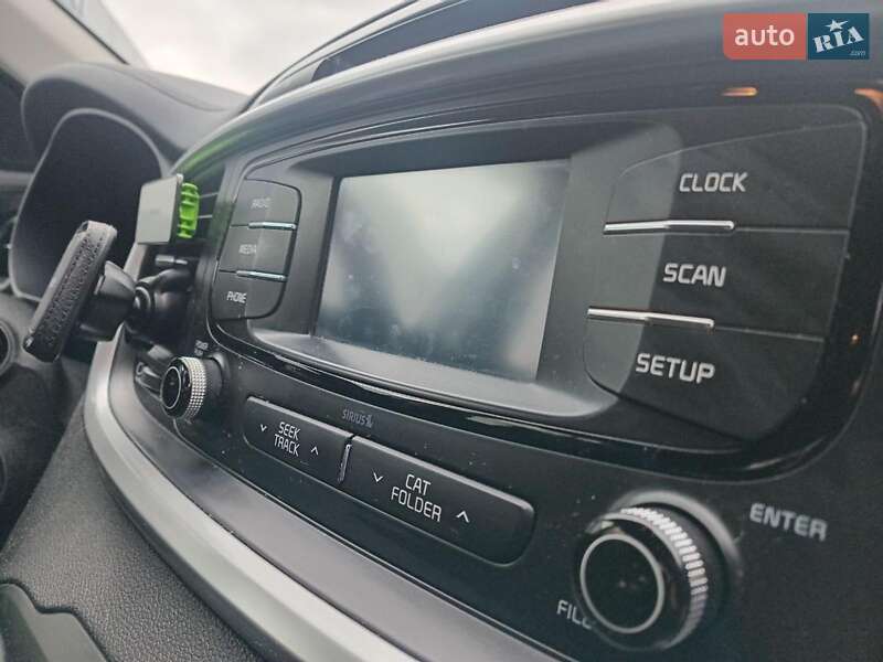 Внедорожник / Кроссовер Kia Sorento 2015 в Львове фото 31 Внедорожник / Кроссовер Kia Sorento 2015 в Львове