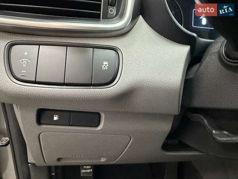 Внедорожник / Кроссовер Kia Sorento 2015 в Киеве фото 17 Внедорожник / Кроссовер Kia Sorento 2015 в Киеве