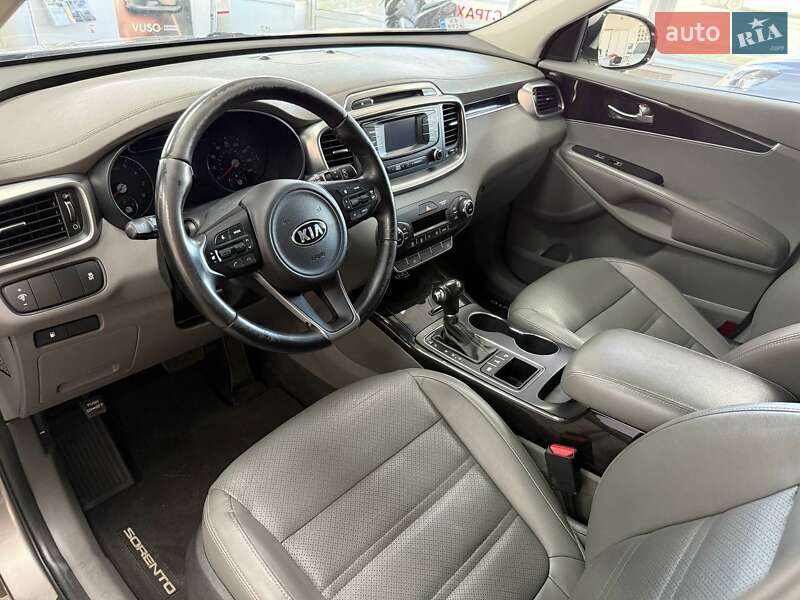 Внедорожник / Кроссовер Kia Sorento 2015 в Киеве фото 19 Внедорожник / Кроссовер Kia Sorento 2015 в Киеве