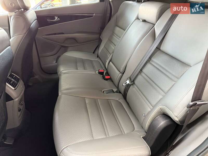 Внедорожник / Кроссовер Kia Sorento 2015 в Киеве фото 33 Внедорожник / Кроссовер Kia Sorento 2015 в Киеве