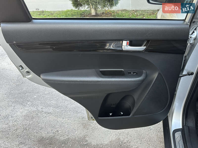 Позашляховик / Кросовер Kia Sorento 2011 в Рівному фото 31 Позашляховик / Кросовер Kia Sorento 2011 в Рівному