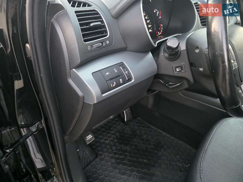 Внедорожник / Кроссовер Kia Sorento 2013 в Ивано-Франковске