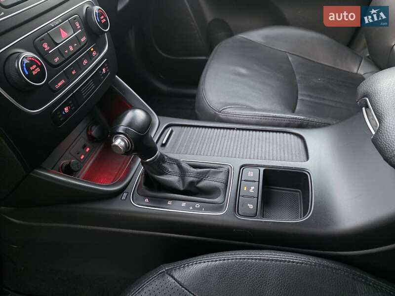 Внедорожник / Кроссовер Kia Sorento 2013 в Ивано-Франковске