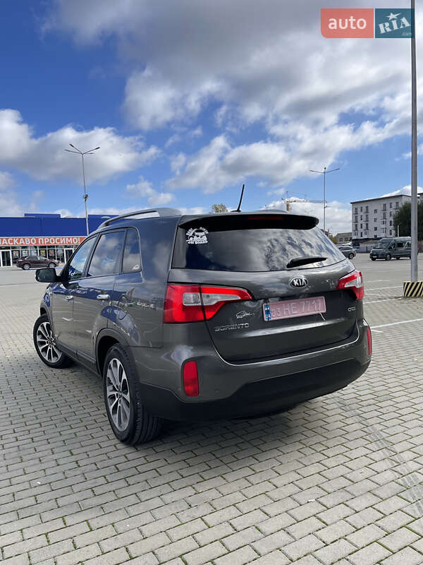 Внедорожник / Кроссовер Kia Sorento 2012 в Тернополе фото 7 Внедорожник / Кроссовер Kia Sorento 2012 в Тернополе