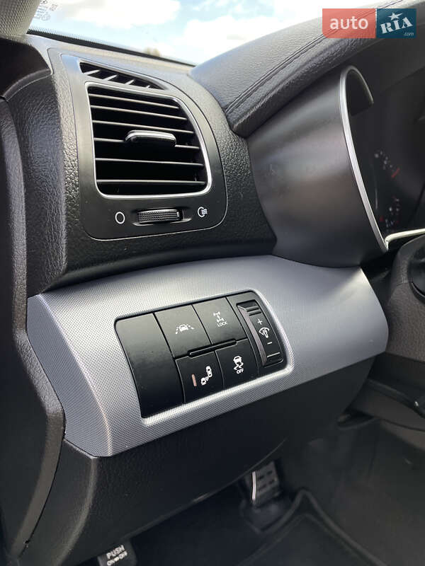 Внедорожник / Кроссовер Kia Sorento 2012 в Тернополе фото 16 Внедорожник / Кроссовер Kia Sorento 2012 в Тернополе