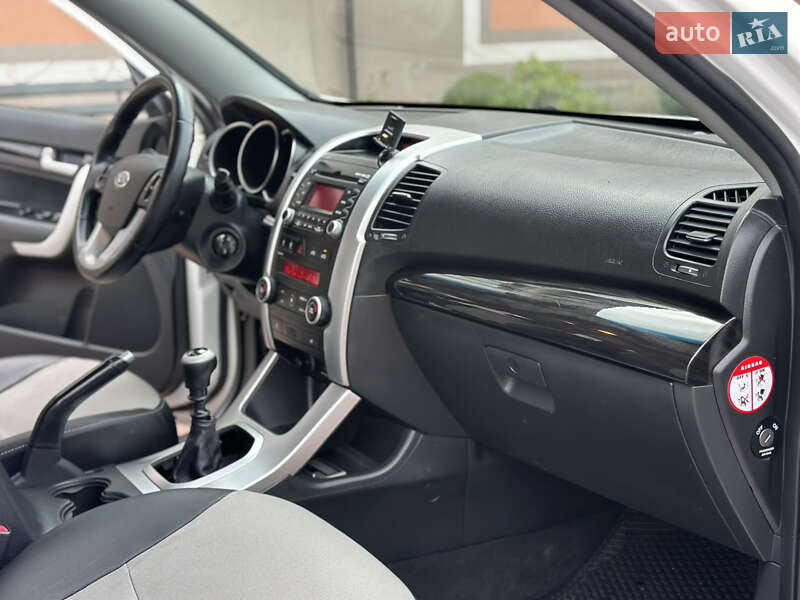 Внедорожник / Кроссовер Kia Sorento 2009 в Стрые