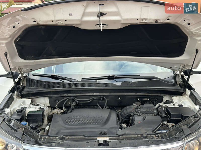 Внедорожник / Кроссовер Kia Sorento 2009 в Стрые