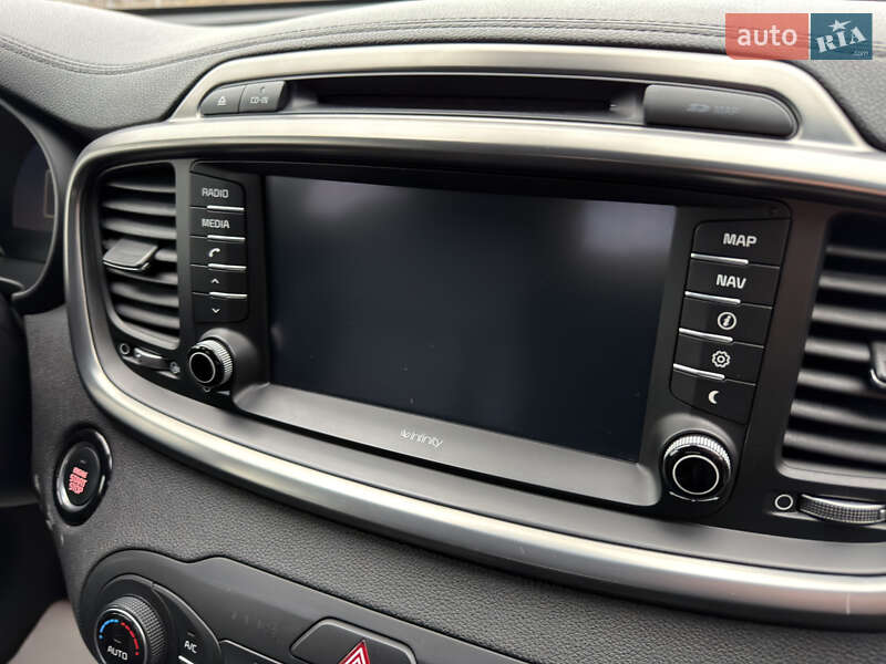 Внедорожник / Кроссовер Kia Sorento 2015 в Радивилове фото 43 Внедорожник / Кроссовер Kia Sorento 2015 в Радивилове