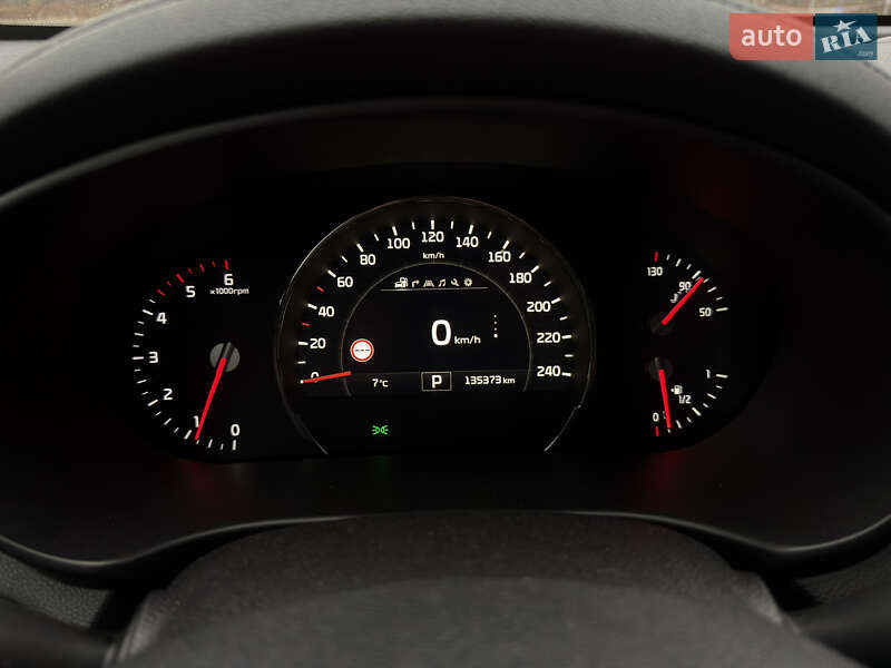 Внедорожник / Кроссовер Kia Sorento 2015 в Радивилове фото 58 Внедорожник / Кроссовер Kia Sorento 2015 в Радивилове