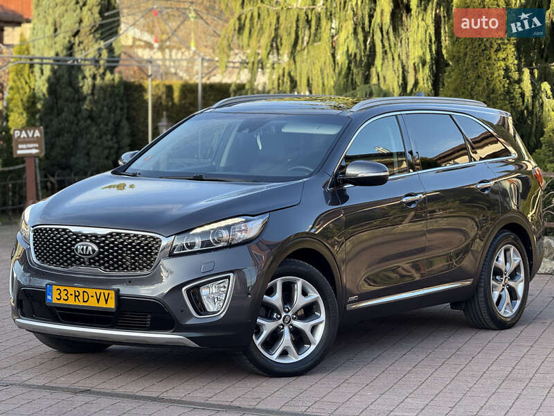 Позашляховик / Кросовер Kia Sorento 2016 в Стрию