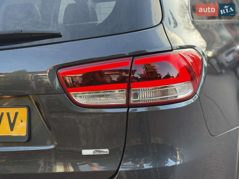 Позашляховик / Кросовер Kia Sorento 2016 в Стрию