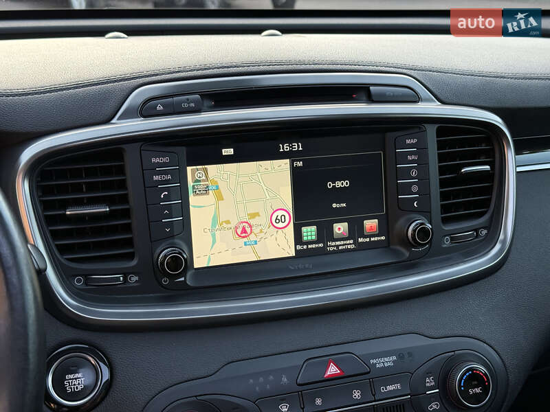 Позашляховик / Кросовер Kia Sorento 2016 в Стрию