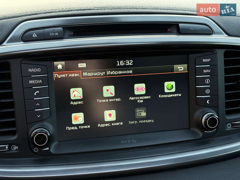 Позашляховик / Кросовер Kia Sorento 2016 в Стрию